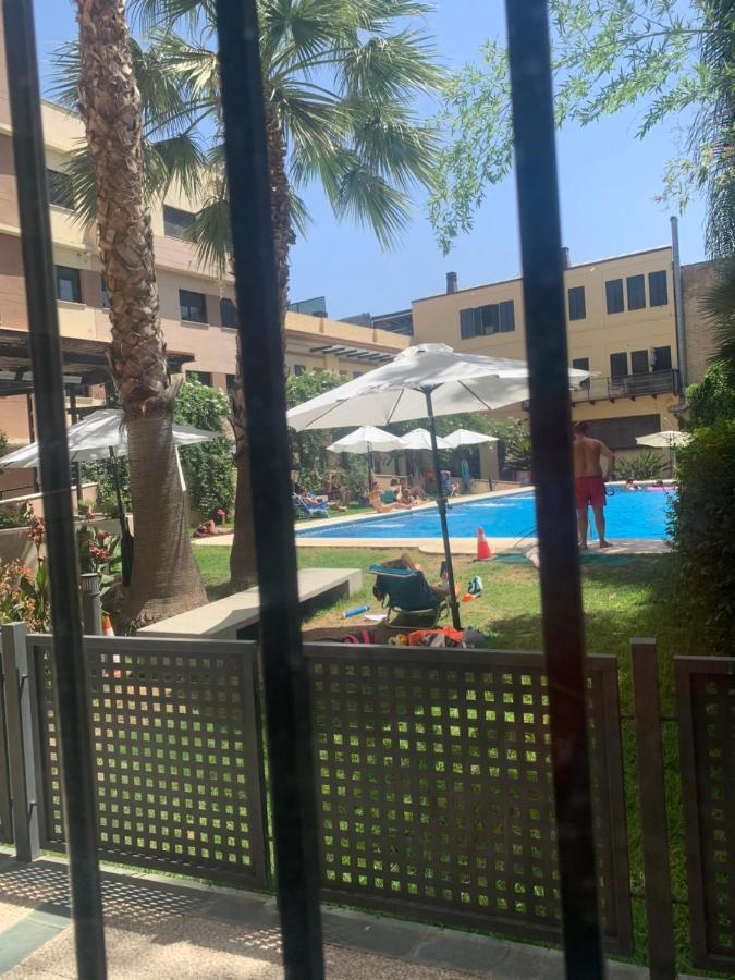 Apartamento Proximo Al Centro De 2 Dormitorios Con Piscina. إشبيلية المظهر الخارجي الصورة
