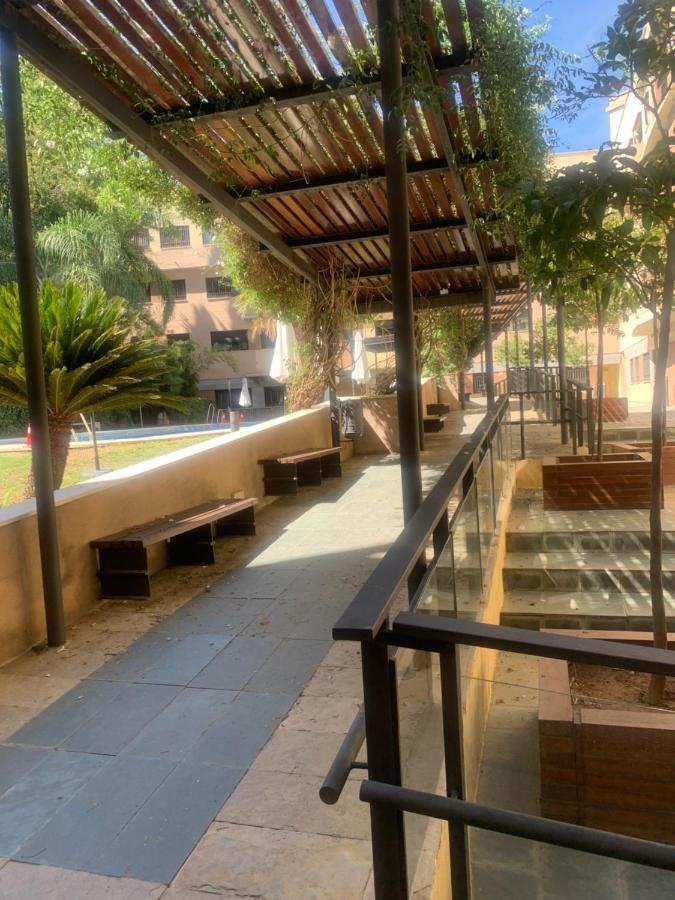 Apartamento Proximo Al Centro De 2 Dormitorios Con Piscina. إشبيلية المظهر الخارجي الصورة